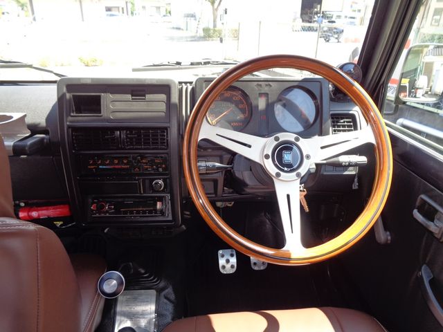 Suzuki JIMNY 1995-01 16591-1