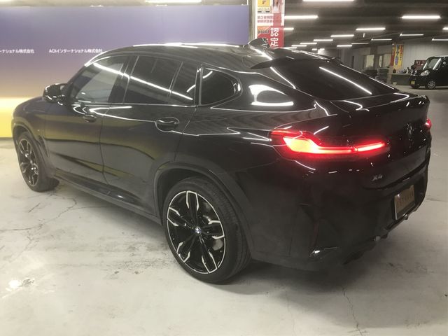 Bmw X4 2022-03 180397-11