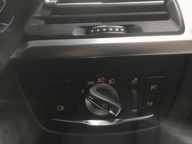 Bmw X4 2022-03 180397-25