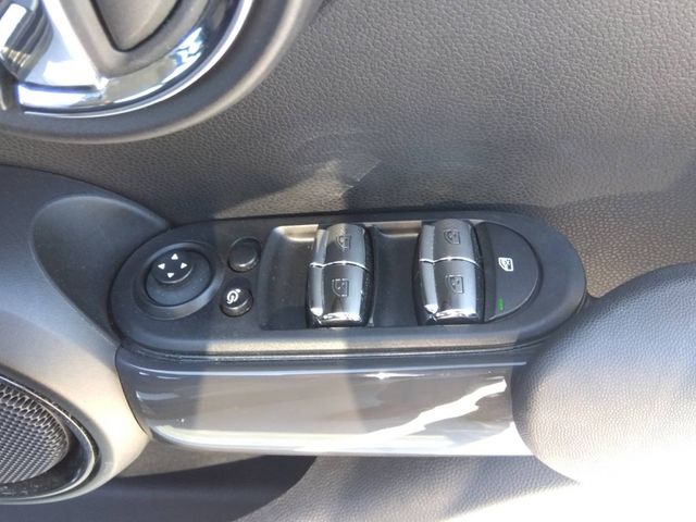 Bmw MINI 2019-03 15695-3