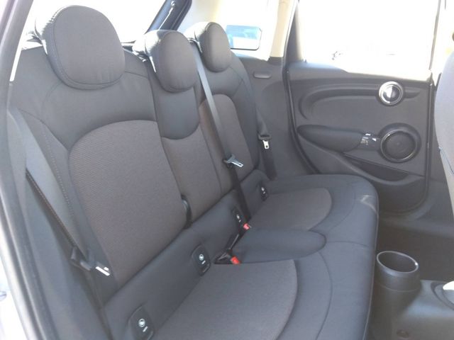 Bmw MINI 2019-03 15695-11