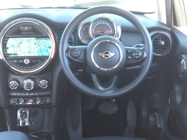 Bmw MINI 2019-03 15695-20