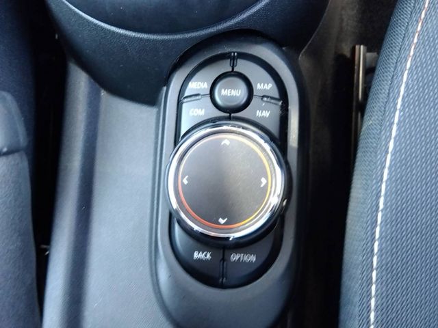 Bmw MINI 2019-03 15695-10
