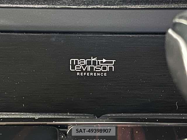 Lexus LS 2018-09 388260-5