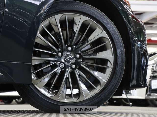 Lexus LS 2018-09 388260-4