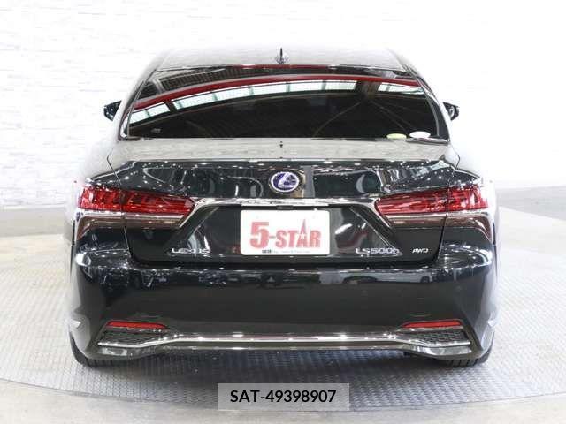 Lexus LS 2018-09 388260-14