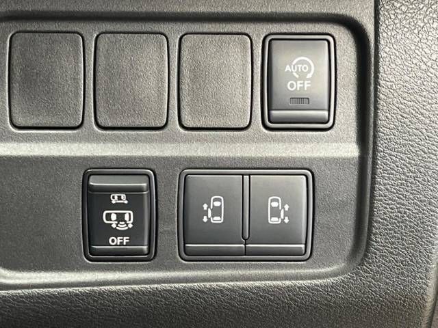 Nissan SERENA 2021-03 192396-6