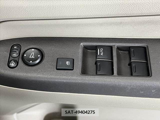 Honda N-WGN 2018-04 307779-16