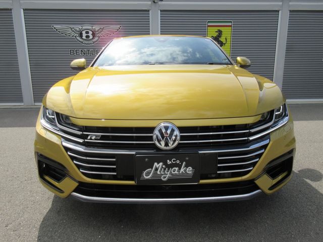 VolksWagen ARTEON 2018-10 15963-3