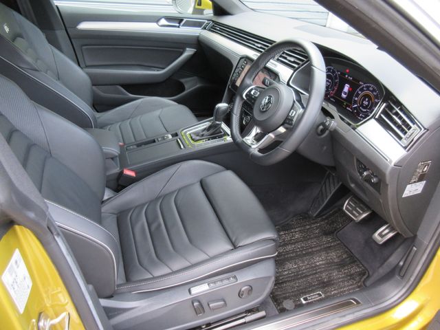 VolksWagen ARTEON 2018-10 15963-21