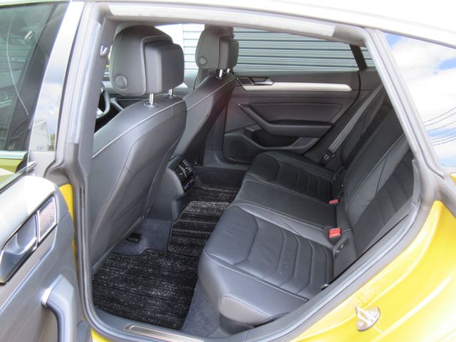 VolksWagen ARTEON 2018-10 15963-23