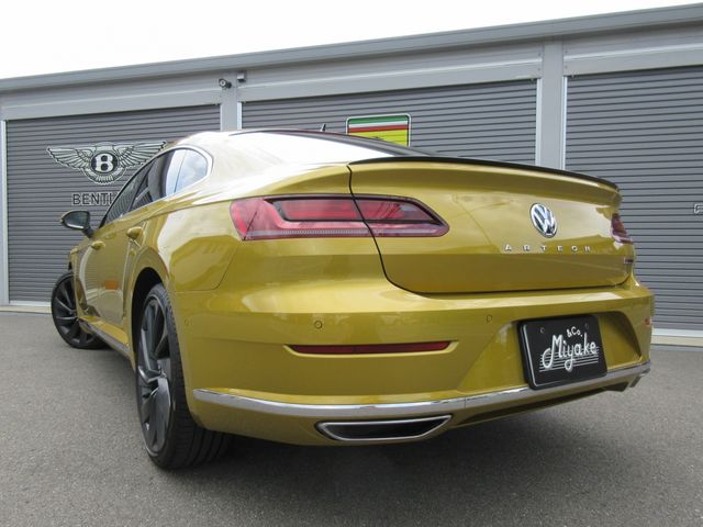 VolksWagen ARTEON 2018-10 15963-12