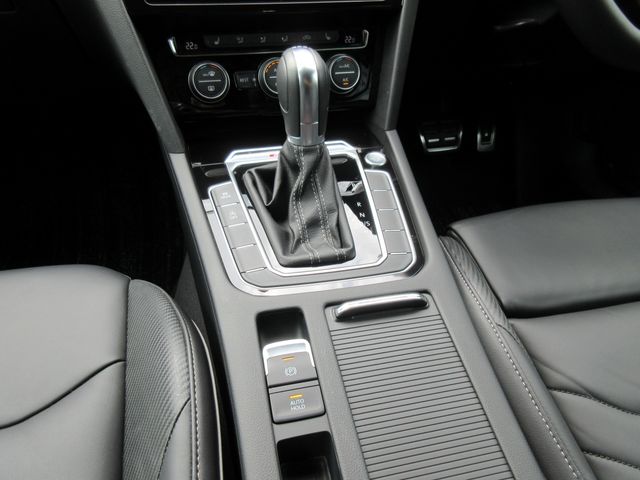 VolksWagen ARTEON 2018-10 15963-18