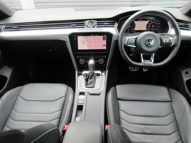 VolksWagen ARTEON 2018-10 15963-13