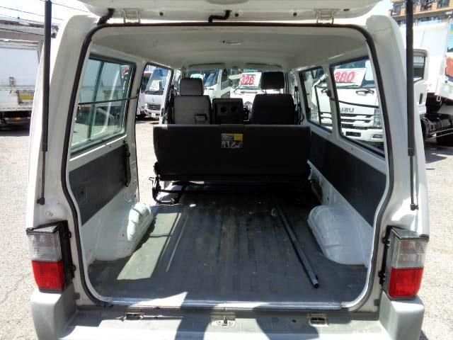 Mazda BONGO VAN 2004-06 4854-8