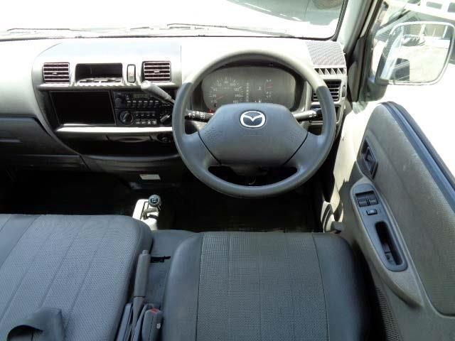 Mazda BONGO VAN 2004-06 4854-2