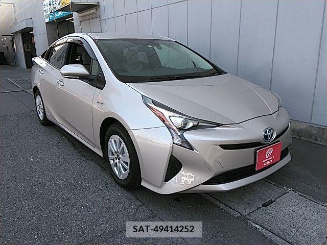 Toyota PRIUS 2015-12 281908-15