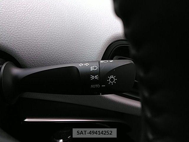 Toyota PRIUS 2015-12 281908-12