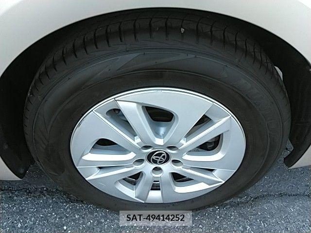 Toyota PRIUS 2015-12 281908-14