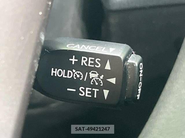 Toyota PRIUS ALPHA 2018-09 246393-5