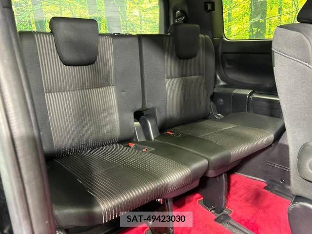 Toyota VOXY 2019-07 225186-10
