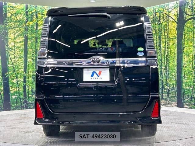 Toyota VOXY 2019-07 225186-16
