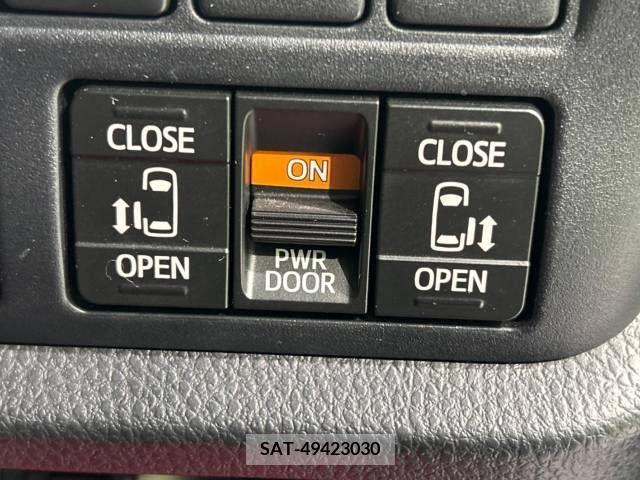Toyota VOXY 2019-07 225186-6
