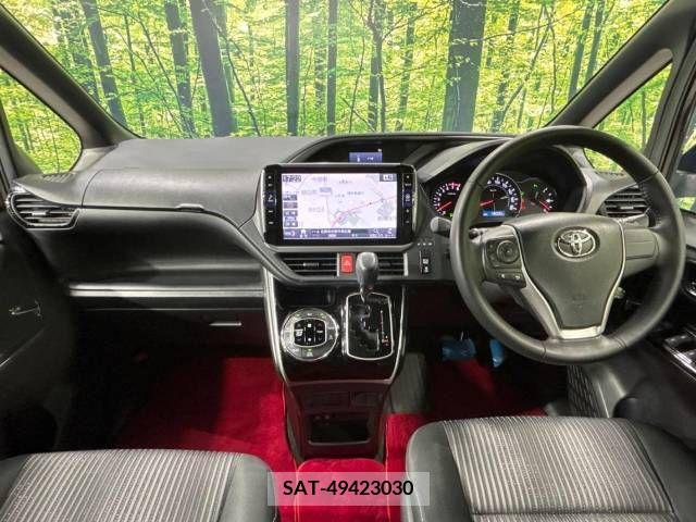 Toyota VOXY 2019-07 225186-1