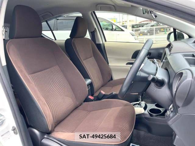 Toyota AQUA 2013-10 387092-10