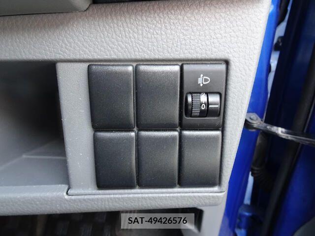 Suzuki WAGON R 2012-01 215451-12