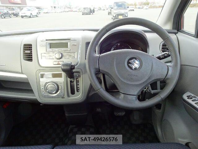 Suzuki WAGON R 2012-01 215451-2