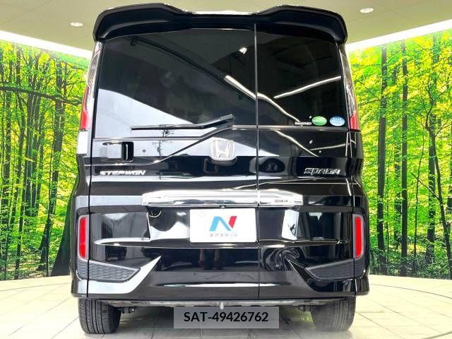 Honda STEP WGN 2016-11 324682-16