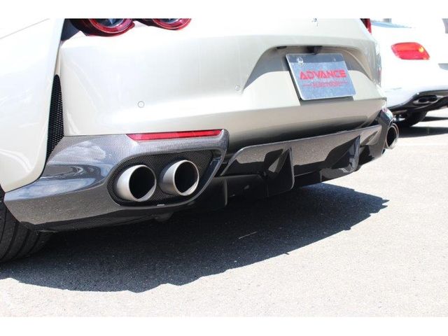 Ferrari 812 2020-05 4709-13