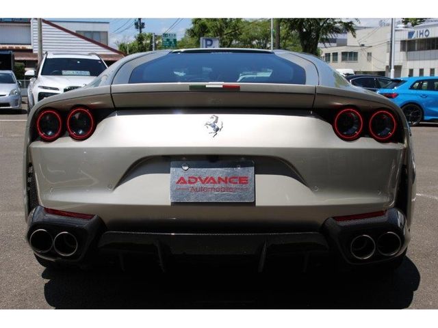 Ferrari 812 2020-05 4709-10