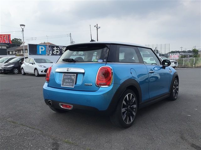 Bmw MINI 2017-06 8250-5