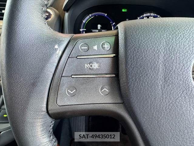 Lexus HS 2011-10 387772-21