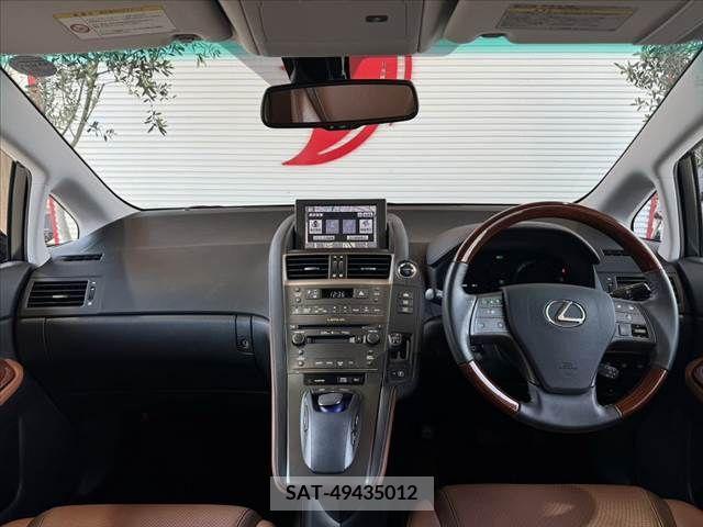 Lexus HS 2011-10 387772-1