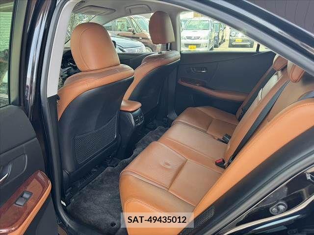 Lexus HS 2011-10 387772-17