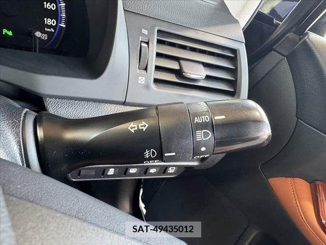 Lexus HS 2011-10 387772-23
