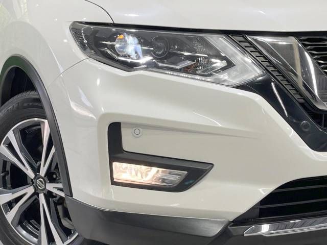 Nissan X-TRAIL 2018-08 21368-12
