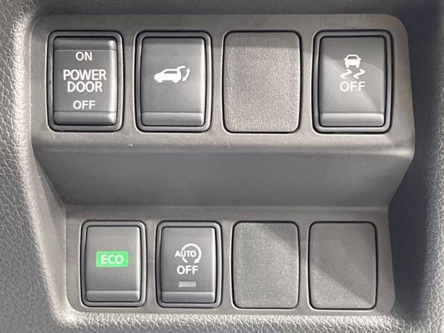 Nissan X-TRAIL 2018-08 21368-6