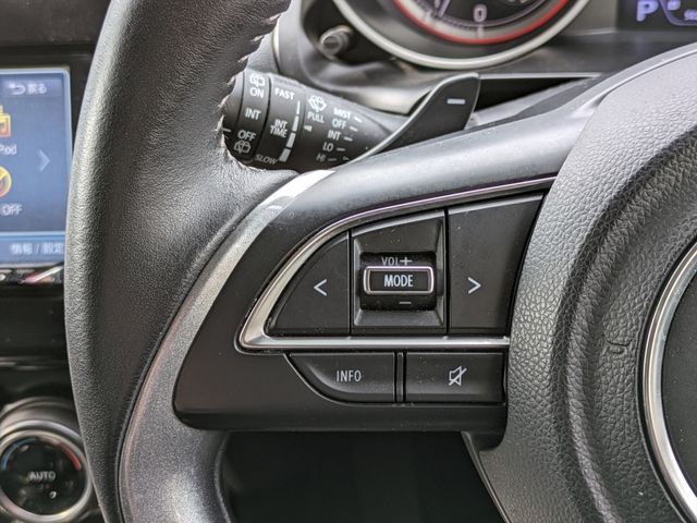 Suzuki SWIFT 2017-06 183062-11