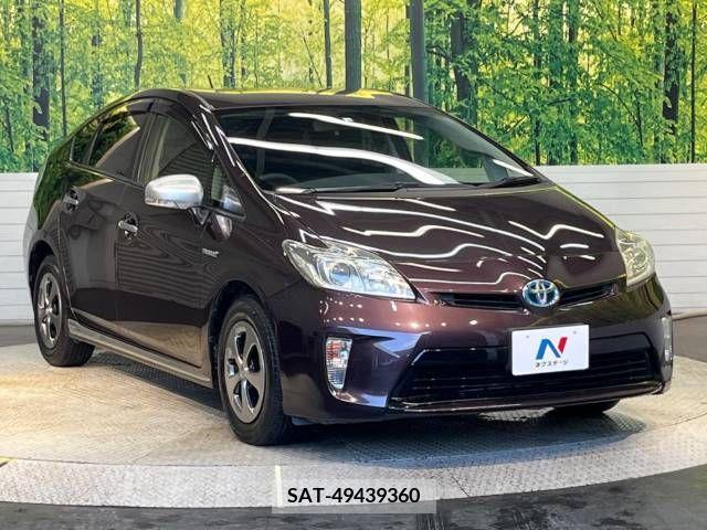 Toyota PRIUS 2013-06 345131-16
