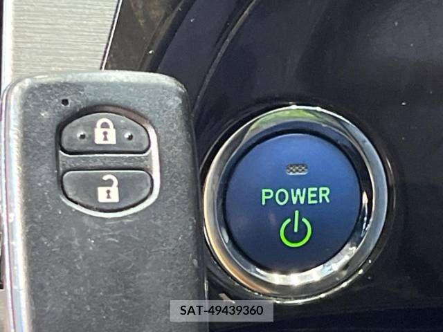 Toyota PRIUS 2013-06 345131-4