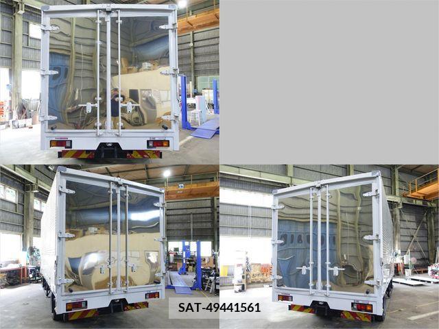 Mitsubishi CANTER 2017-04 200377-5