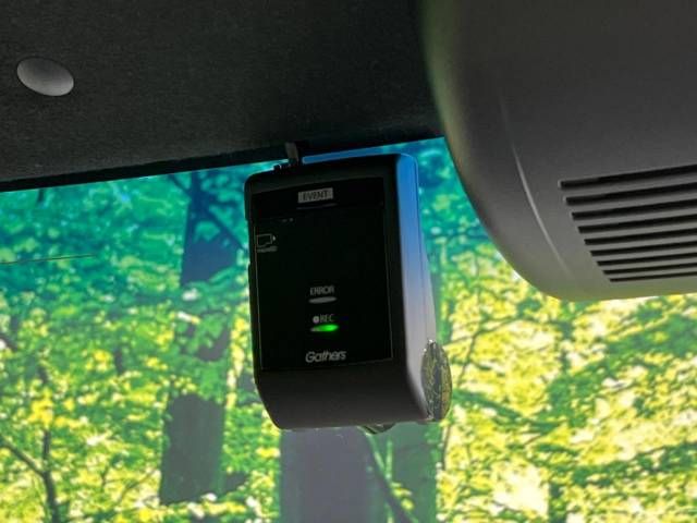 Honda N BOX CUSTOM 2019-09 186549-5