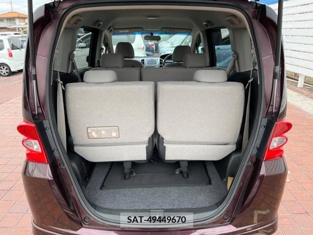 Honda FREED 2011-05 271749-11