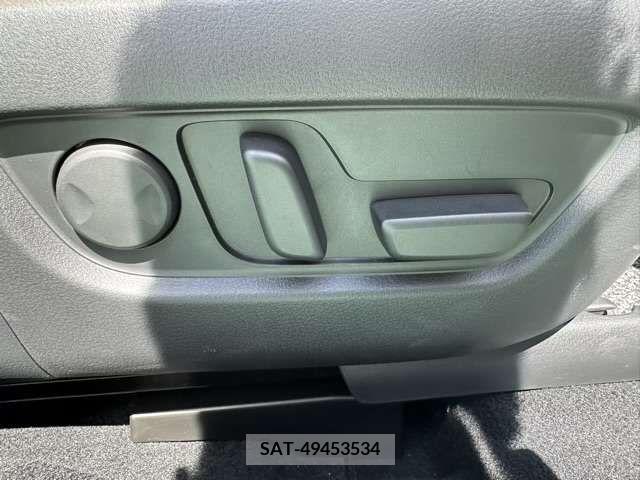 Mazda CX-60 2022-12 358782-19