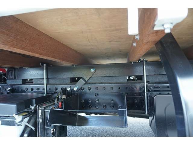 Mitsubishi CANTER 2023-02 23345-10