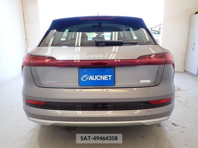 Audi E-TRON 2022-06 379883-3